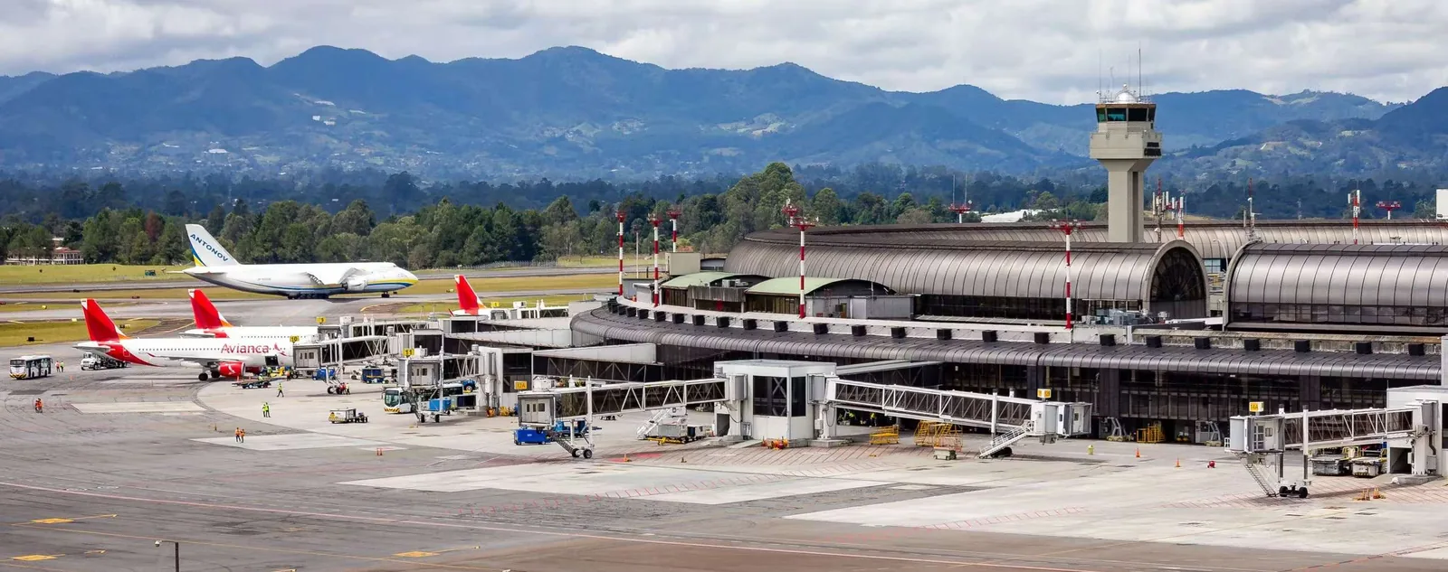 Fast Track en el aeropuerto y recibimiento