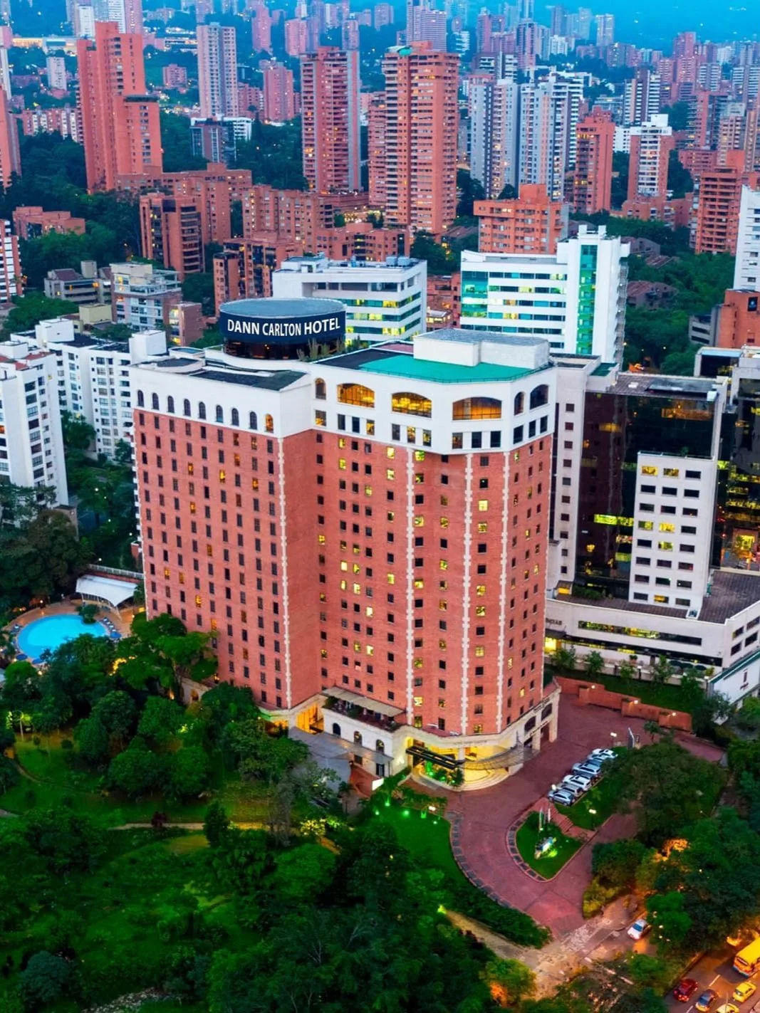 Hotel & Apartment Booking